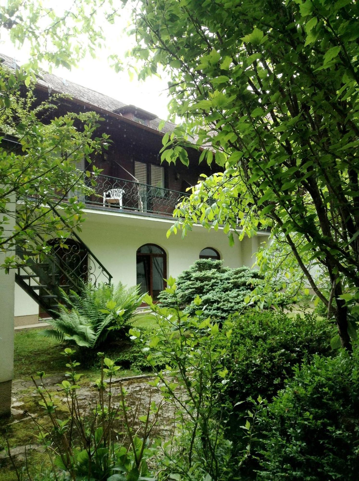 Hotel Gruenes Tuerl Bad Schallerbach Bagian luar foto