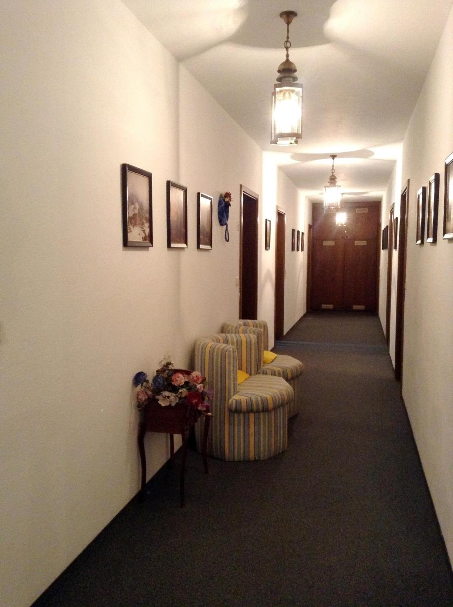 Hotel Gruenes Tuerl Bad Schallerbach Bagian luar foto